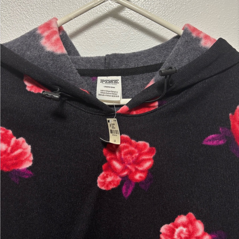 Victoria Secret Black with Floral Pull Over. Cinched at Bottom - Picture 4 of 8